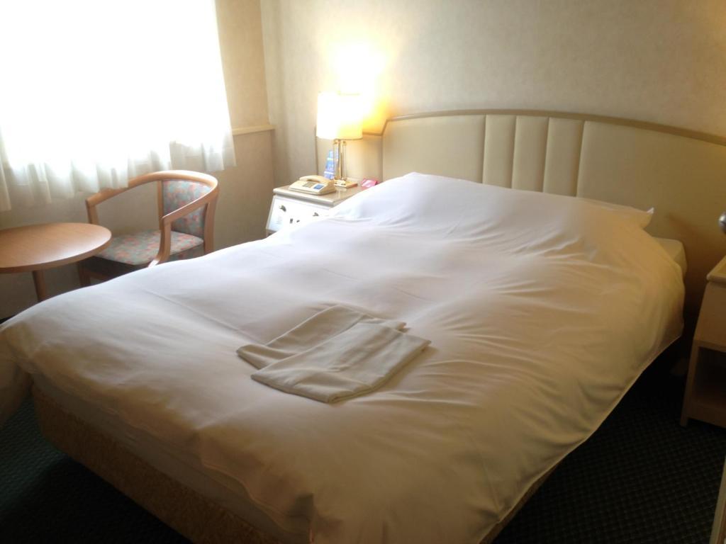 Smile Hotel Nagano Rum bild